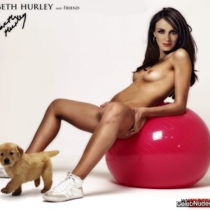 Elizabeth Hurley Celebrity Nude Pic sexy 2 