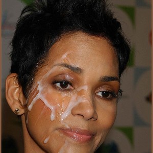 Halle Berry Naked Celebrity Pic sexy 9 
