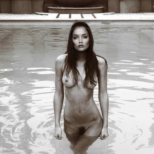 Katie Holmes Famous Nude sexy 27 